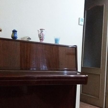 Irina'S Apartment Old Tbilisi Centr Mtatsminda Bagian luar foto